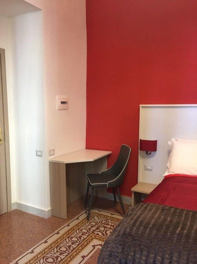 Napoli Milionaria B&B Buitenkant foto